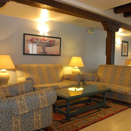 Hotel Rural Loizu Burguete Bagian luar foto