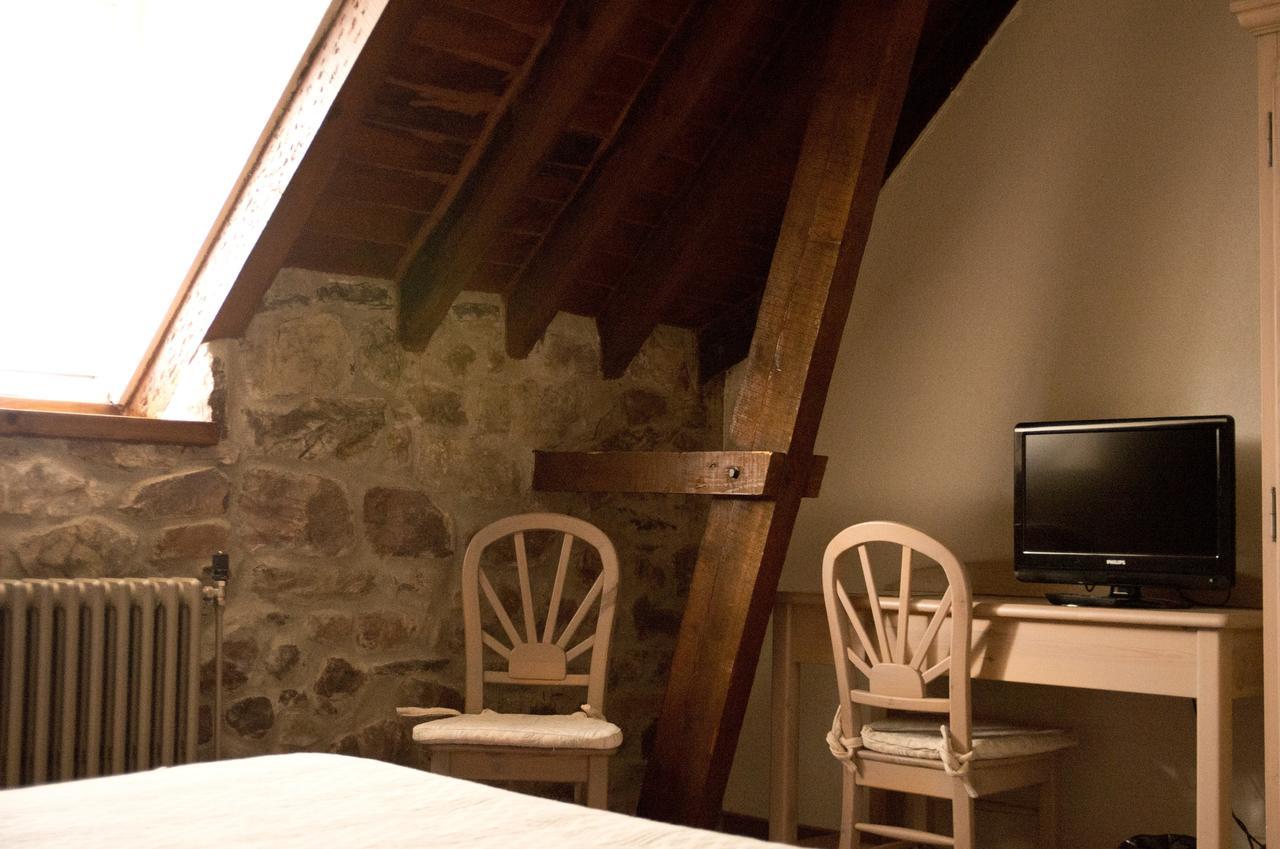Hotel Rural Loizu Burguete Ruang foto